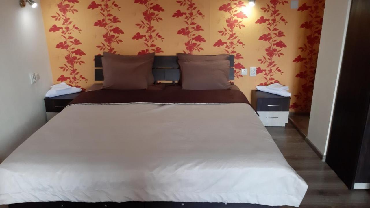 Guest House Bulgari Kazanlŭk Dış mekan fotoğraf