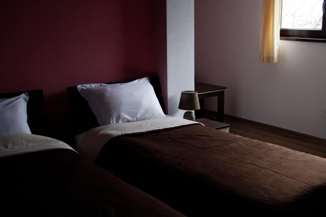 Guest House Bulgari Kazanlŭk Dış mekan fotoğraf
